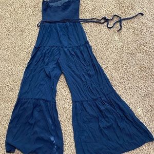 Love tree outfit size Medium